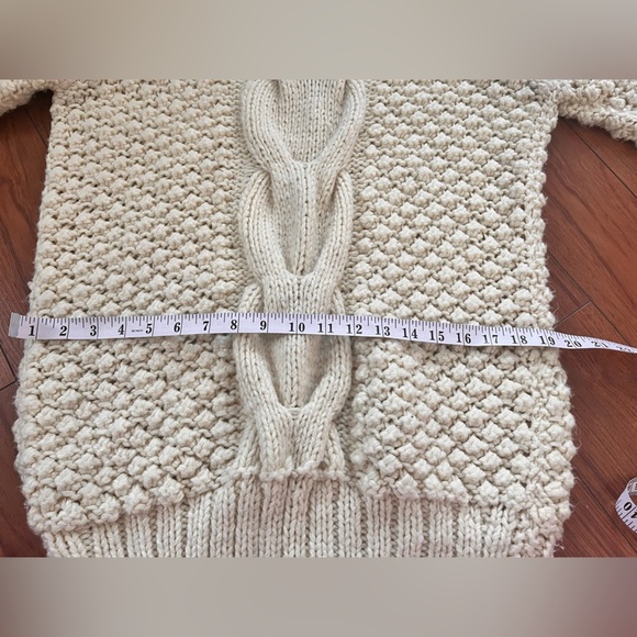 Cozy Cream Cable Knit Long Sweater. Handmade - Picture 9 of 12